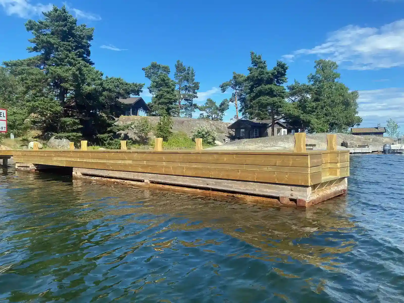 Bilder bryggor vi arbetat med Sjöstruktur AB